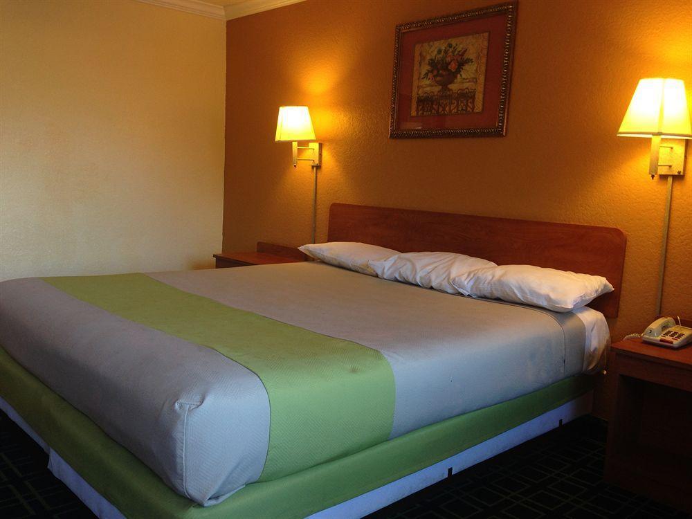 Value Inn Bellflower Ngoại thất bức ảnh